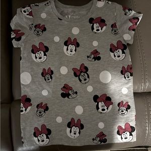 Minnie Mouse t- shirt